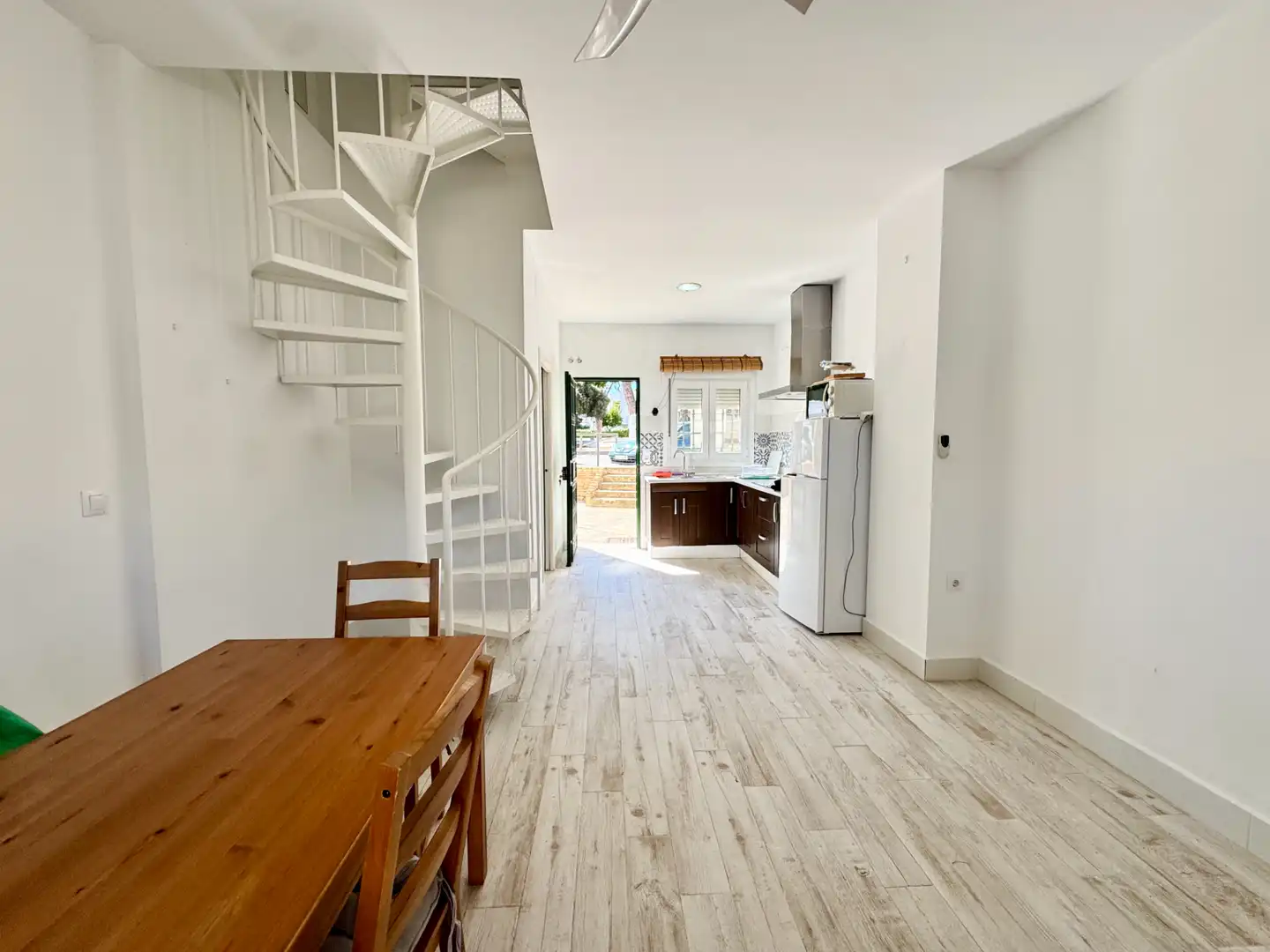 Duplex to rent in La Barrosa