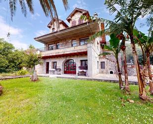 Vista exterior de Casa o xalet en venda en Liendo amb Terrassa i Balcó