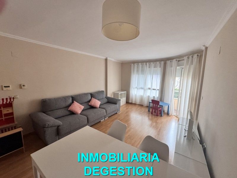 Piso en venta en Calle Isabel la Católica, La Paz - Las Américas