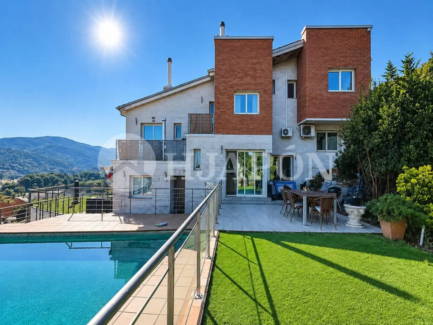 Terraced house with pool for sale in Vallromanes, imagen 3
