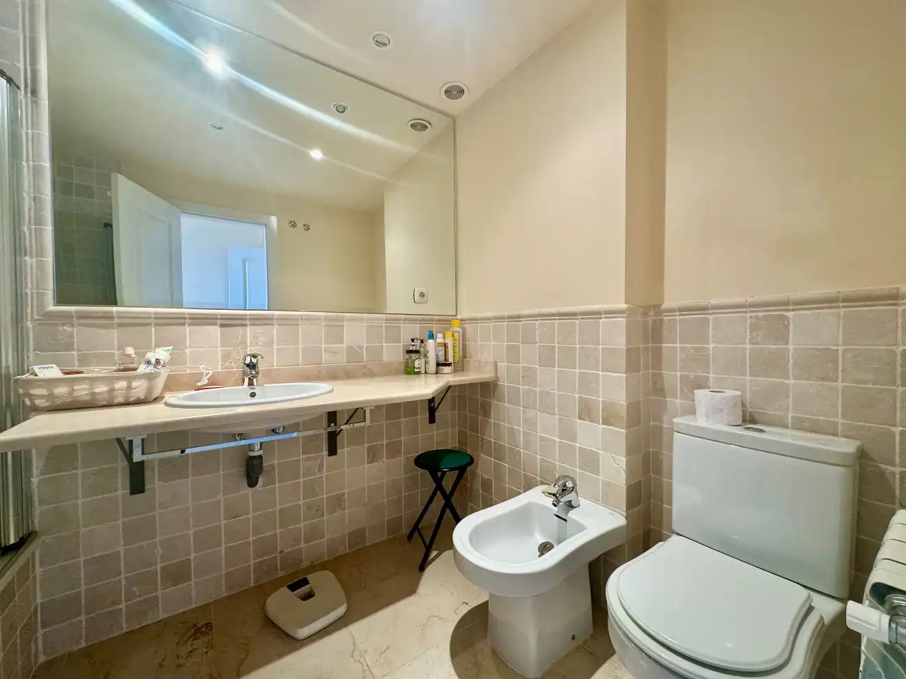 Bathroom of Apartments for sale in Marbella  with Terrace, Storage room and Furnished