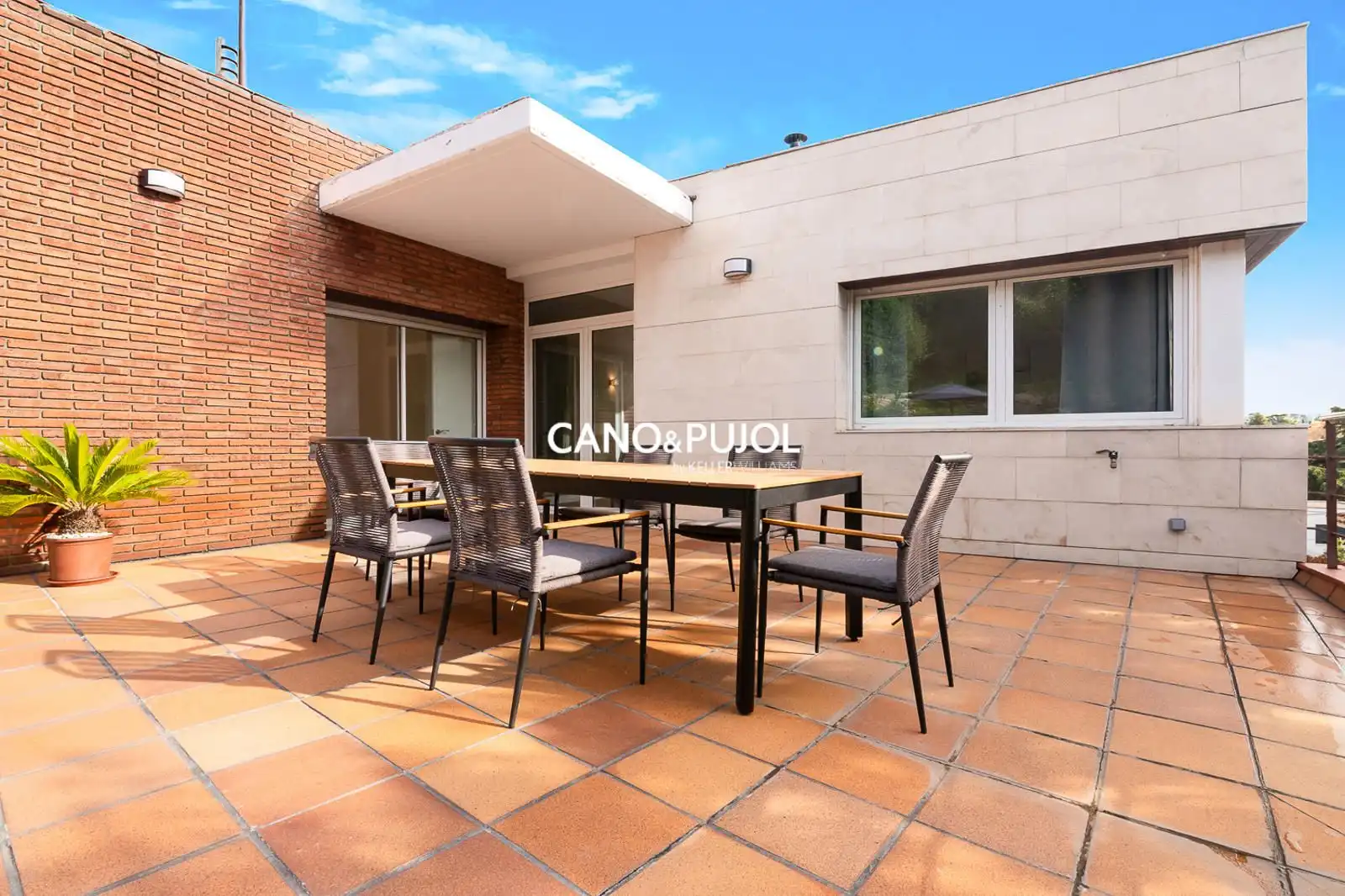 Terrace of Houses for sale in Sant Cugat del Vallès  with Air Conditioner, Terrace and Swimming Pool
