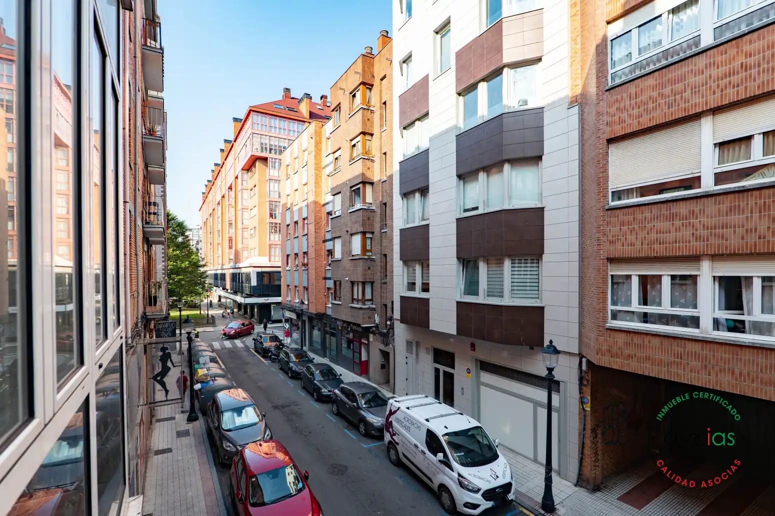 Vista exterior de Pis en venda en Gijón  amb Calefacció i Parquet