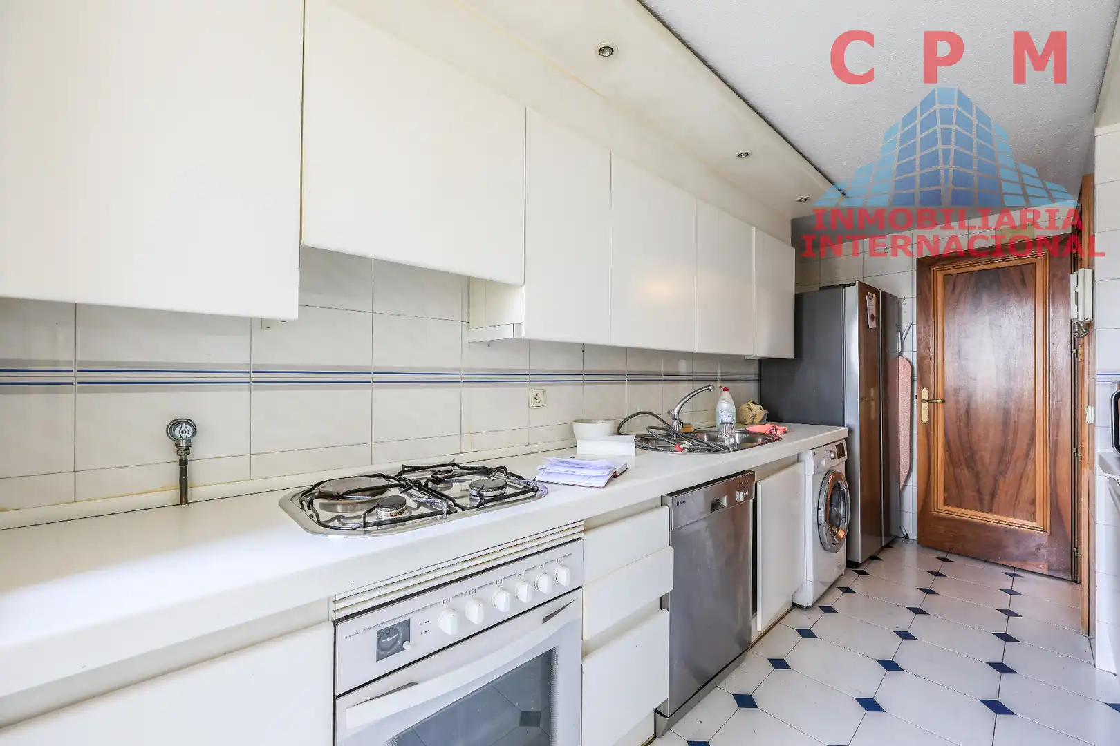 Kitchen of Flat for rent in Madrid  with Air Conditioner, Heating and Parquet flooring
