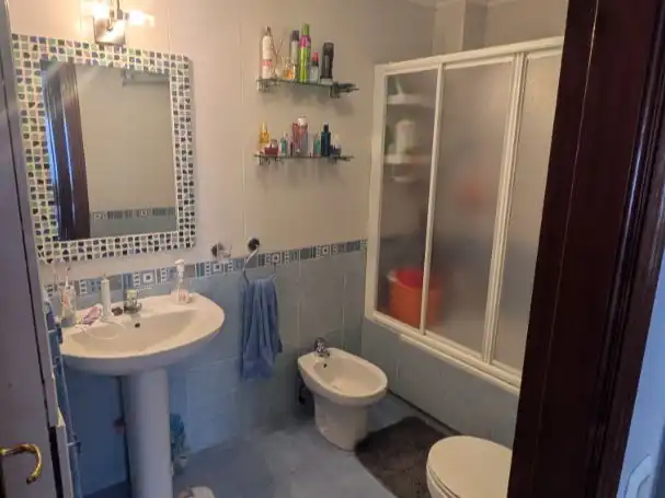 Bany de Pis en venda en Noja amb Terrassa, Piscina i Balcó