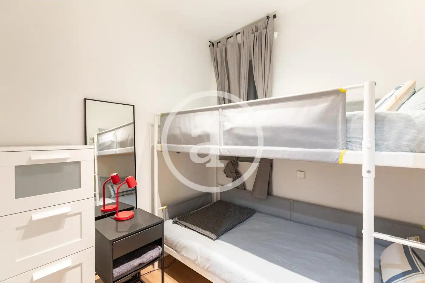 Flat for rent in Calle de Alberto Bosch, Jerónimos