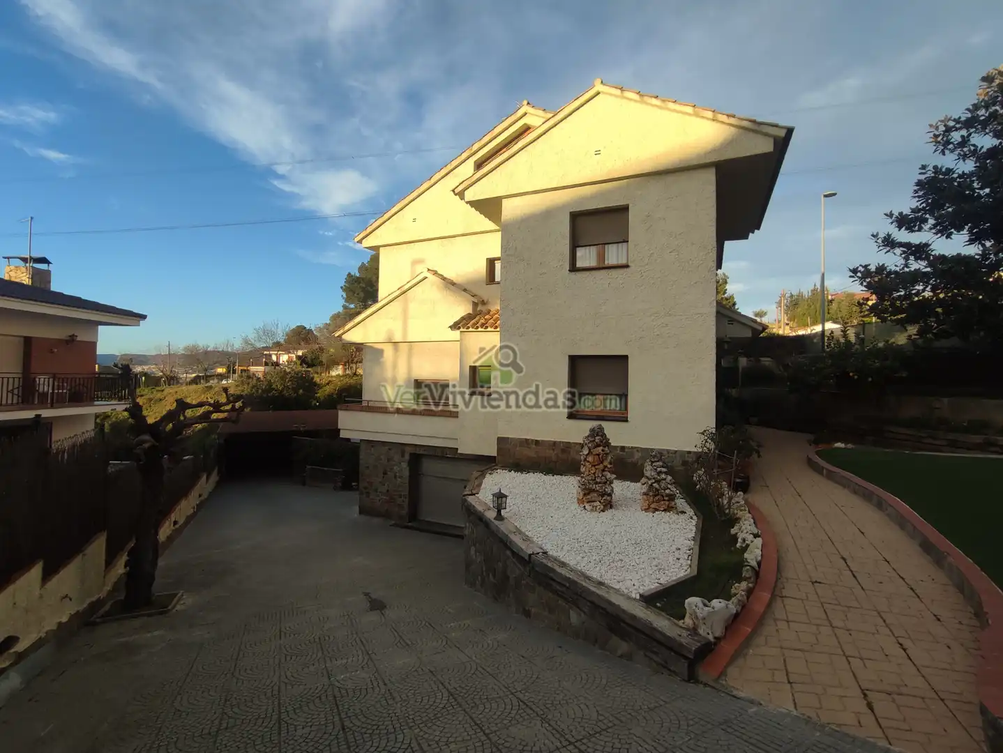Vista exterior de Casa o xalet en venda en Abrera amb Aire condicionat, Calefacció i Jardí privat
