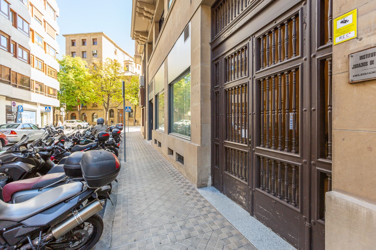 Vista exterior de Pis en venda en  Pamplona / Iruña amb Calefacció, Parquet i Traster