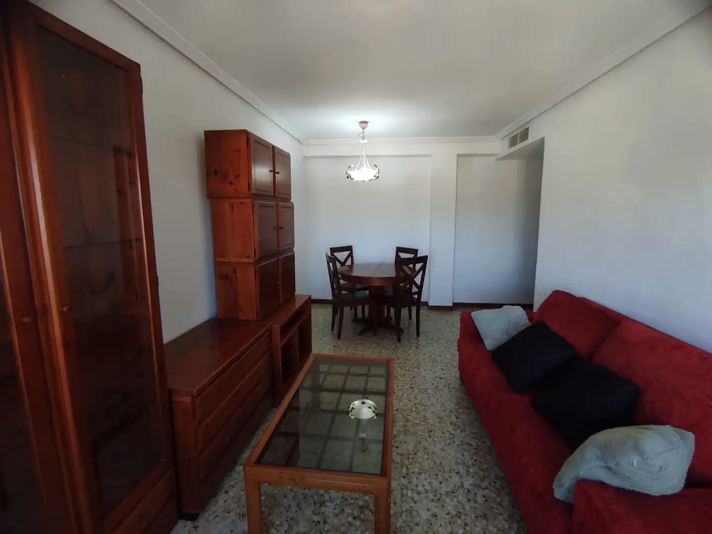 Living room of Flat for sale in Zaragoza  with Air Conditioner, Heating and Oven