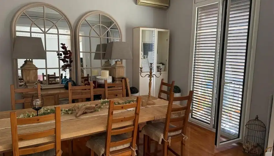 Esszimmer von Wohnung zum Verkauf in Barcelona mit Heizung, Parkett und Ofen
