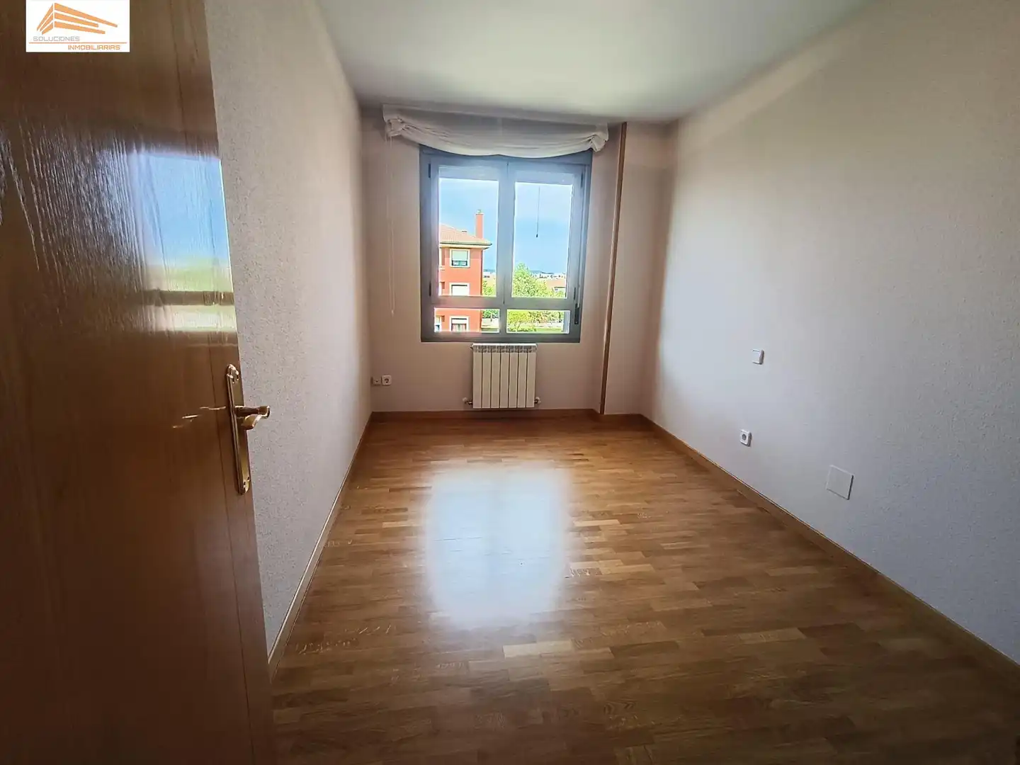 Schlafzimmer von Wohnung zum Verkauf in Valladolid mit Heizung, Privatgarten und Abstellraum