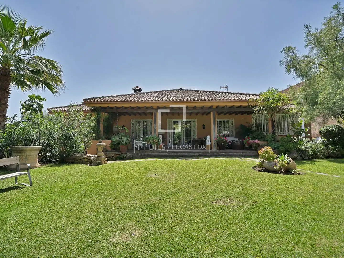 Villa con terrazza in vendita a Nueva Andalucía