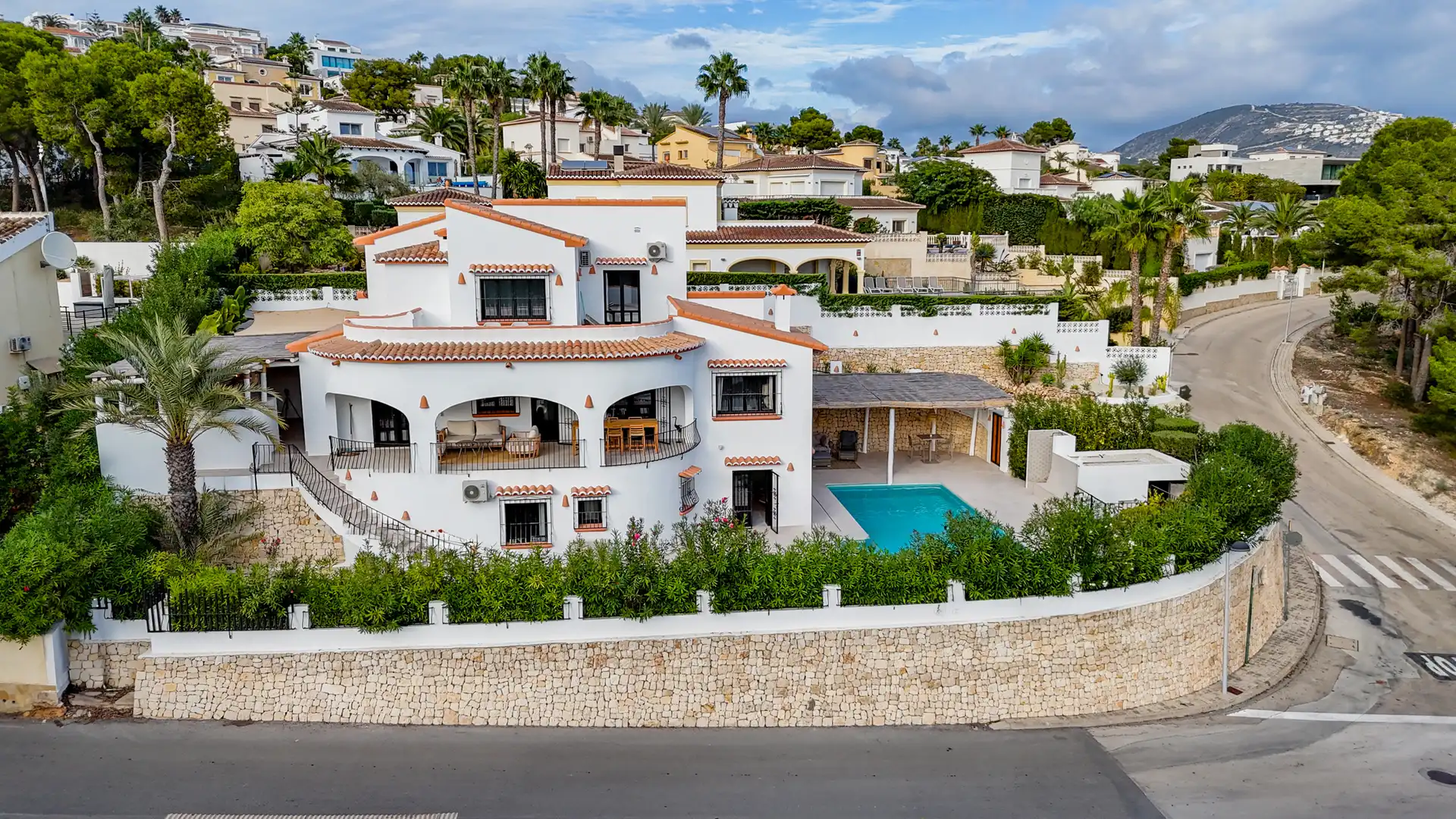 Vista exterior de Casa o xalet en venda en Moraira amb Alarma