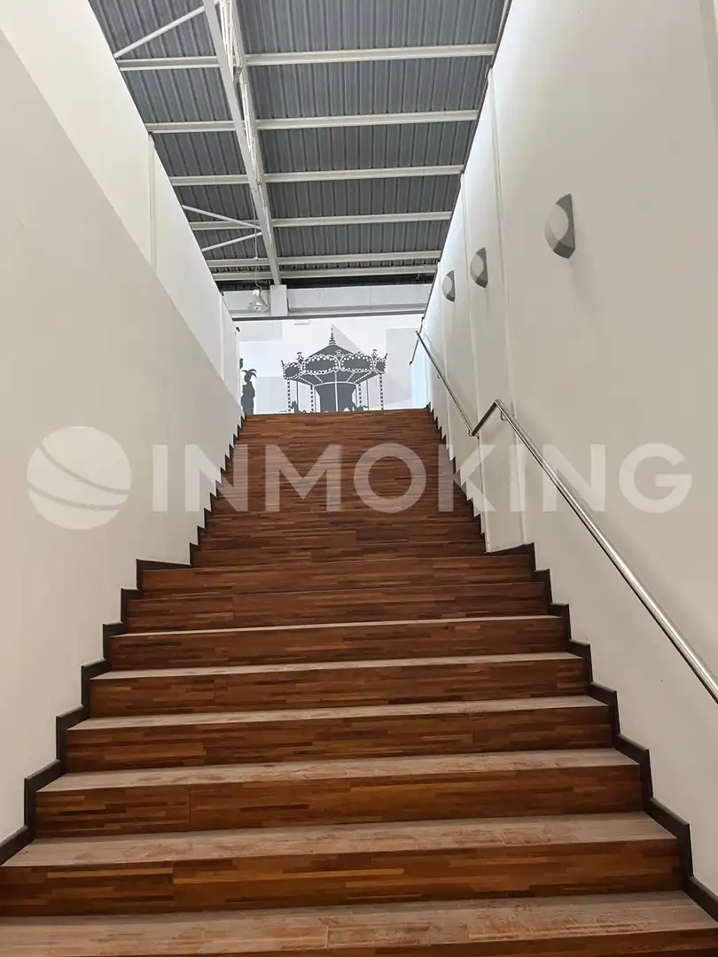 Nave industrial con ascensor en alquiler en Sedaví, imagen 9