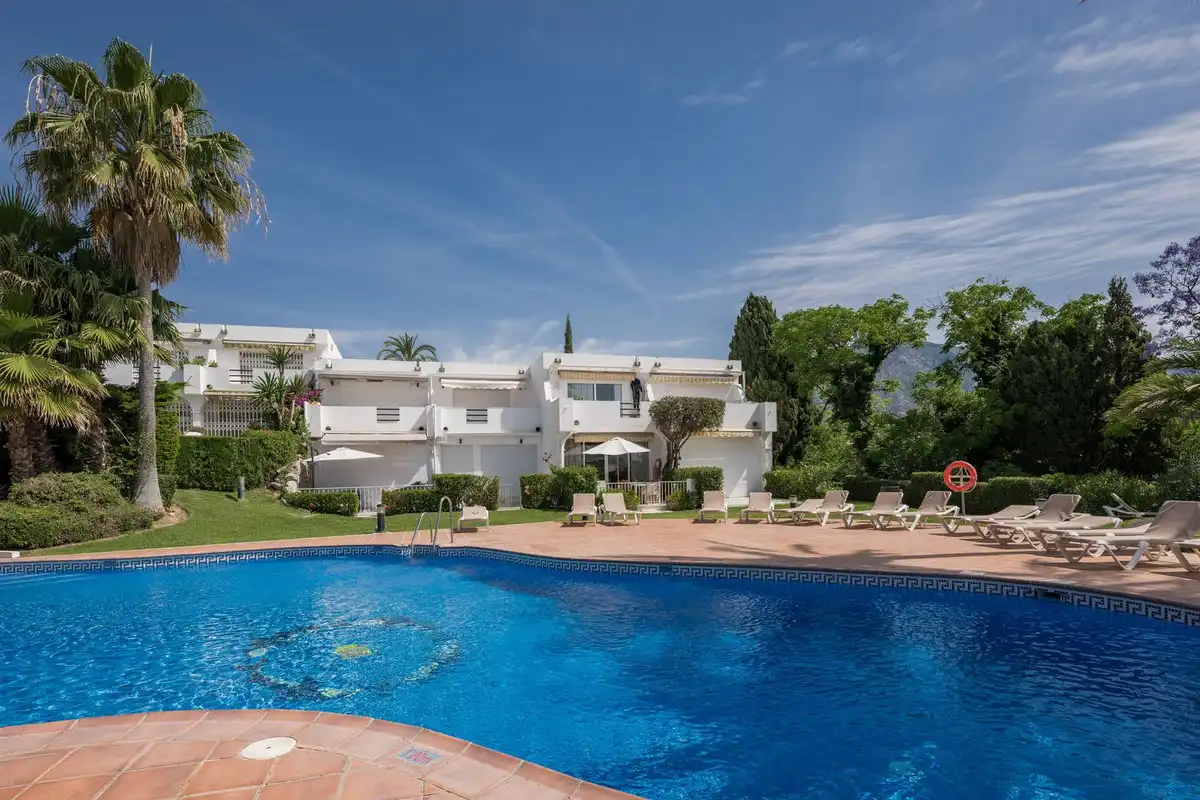 Jardí de Casa adosada en venda en Marbella amb Aire condicionat, Jardí privat i Terrassa