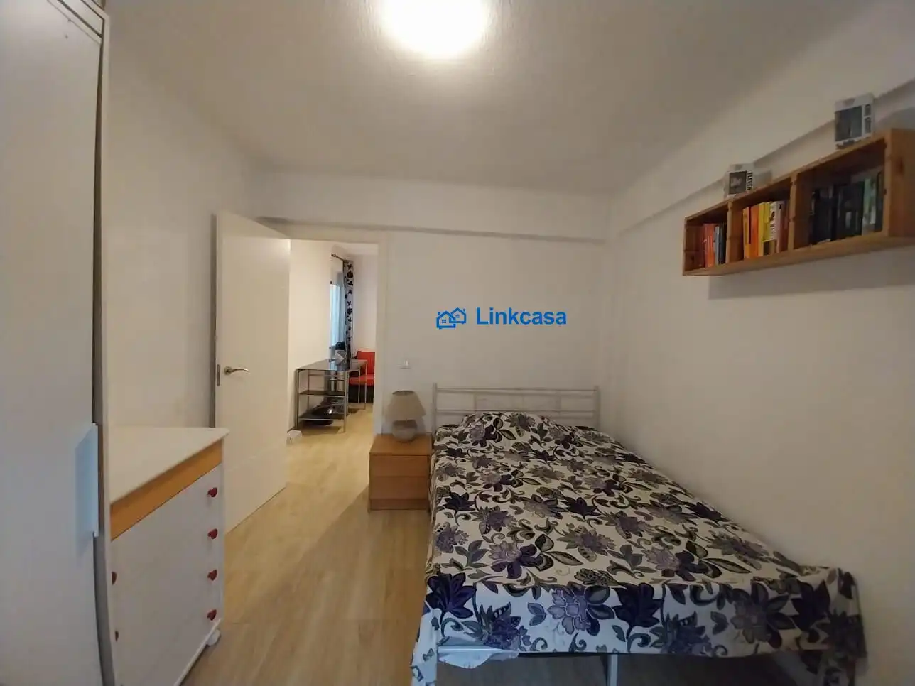 Piso en venta en Madrid con Calefacción, Terraza y Balcón
