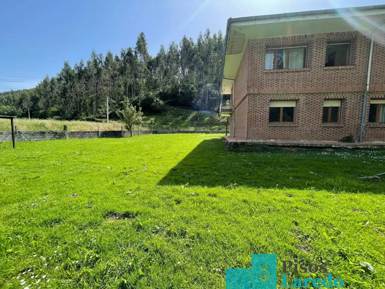 Casa o chalet en venta en Ampuero con Jardín privado, Parquet y Terraza