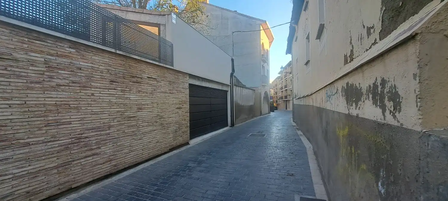 Außenansicht von Residential zum Verkauf in Huesca