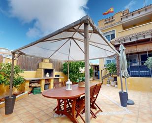 Terrassa de Casa o xalet en venda en Torrevieja amb Jardí privat, Terrassa i Piscina comunitària