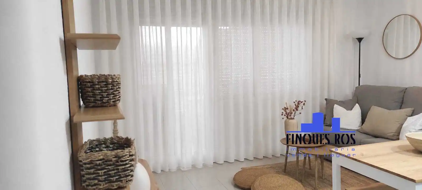 Sala d'estar de Apartament de lloguer en Vinaròs amb Terrassa, Moblat i Forn