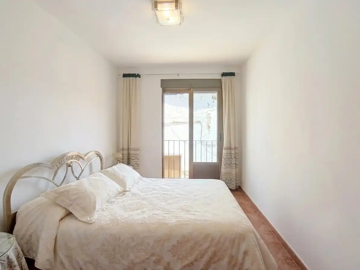 Habitación de Casa o chalet en venta en Alcaraz con Terraza, Trastero y Amueblado
