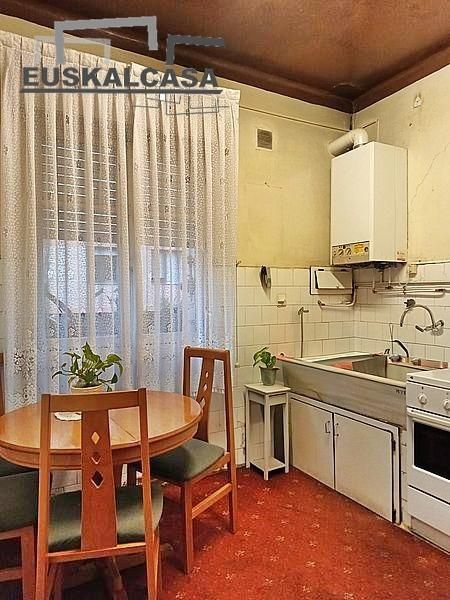 Kitchen of Flat for sale in Bilbao   with Heating and Furnished