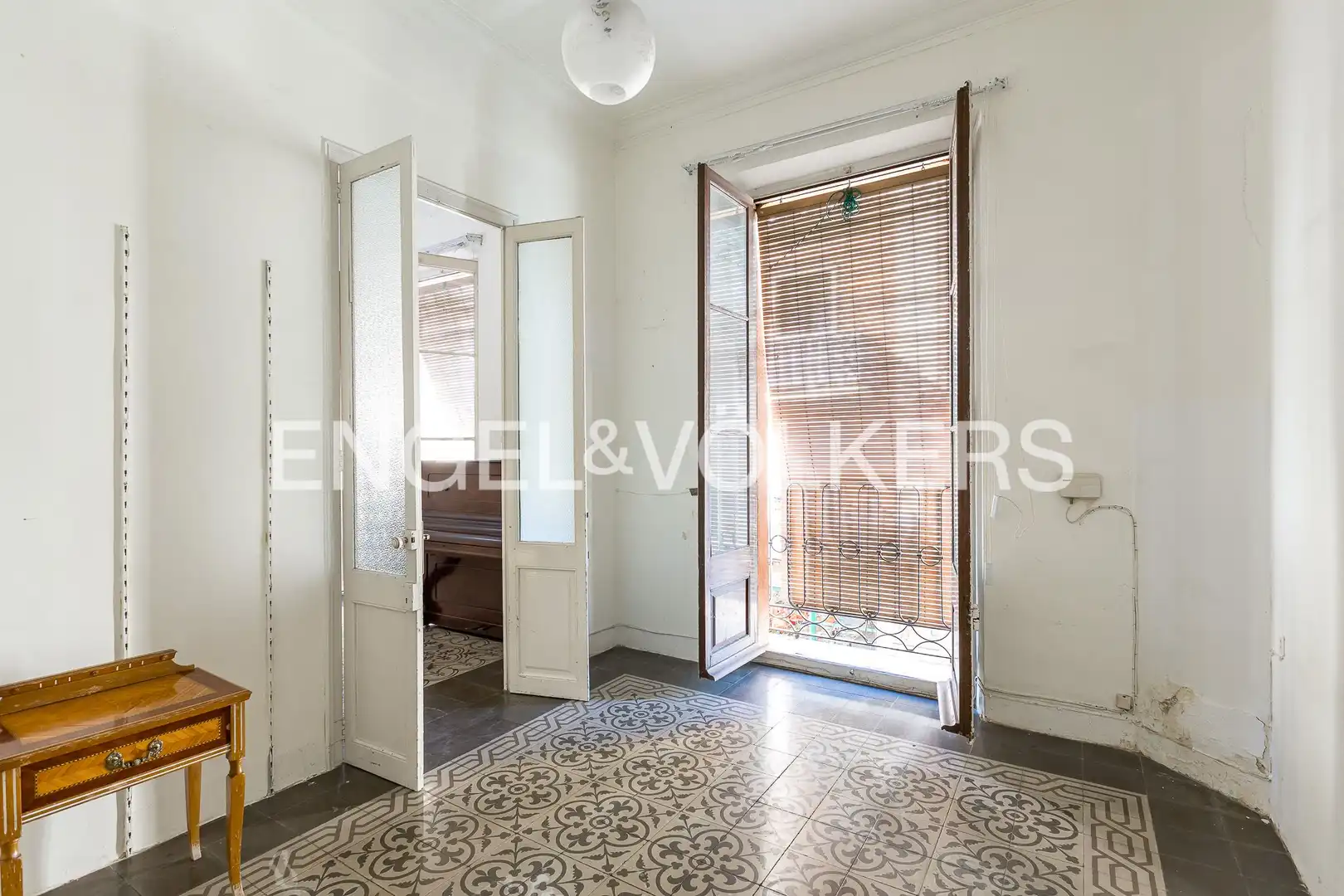 Einfamilien-Reihenhaus zum Verkauf in Tarragona mit Klimaanlage, Heizung und Balkon