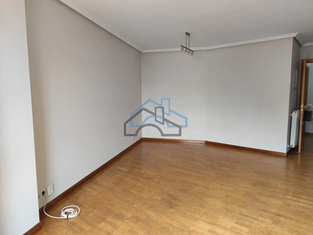 Piso con ascensor en venta en Cambre, imagen 2