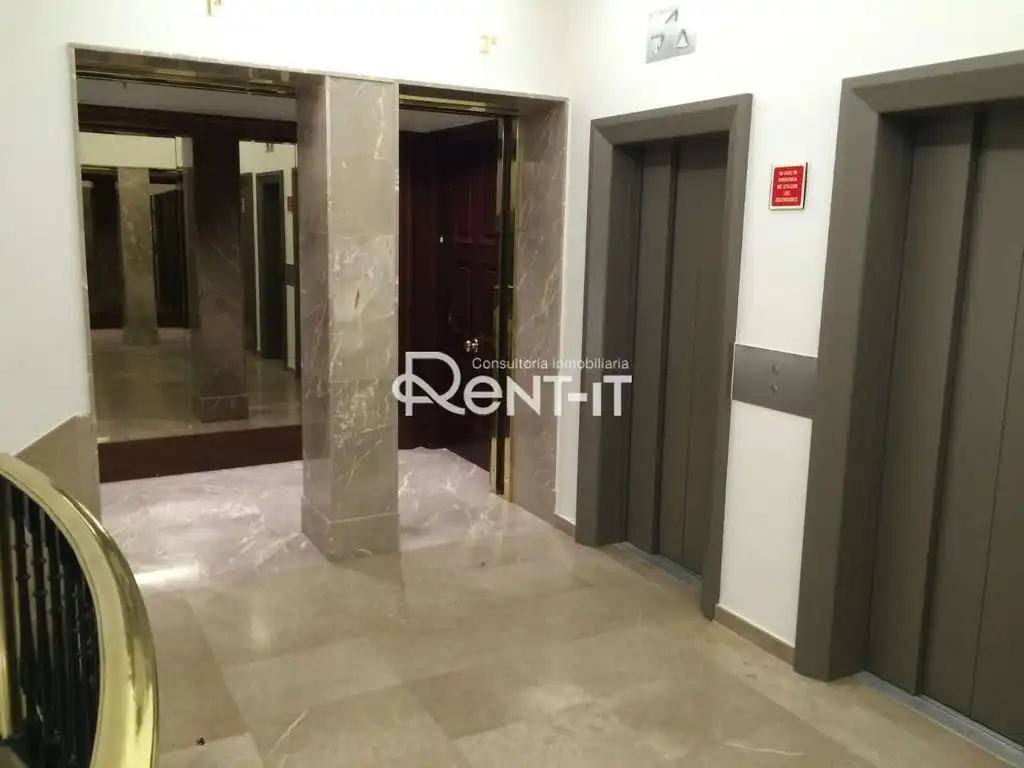 Oficina con ascensor en alquiler en Eixample, imagen 14