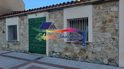Foto 3 de Casa o xalet en venda a Avenida Madridejos, 52, Villacañas, Toledo