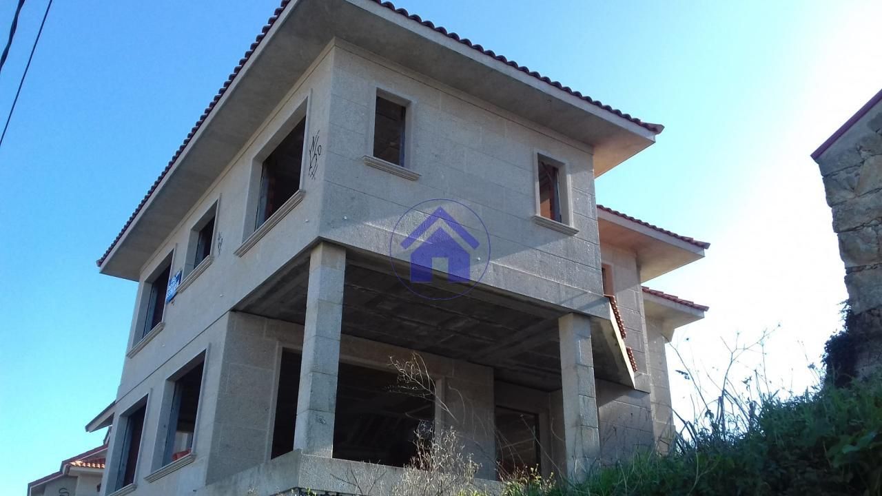 Exterior view of House or chalet for sale in Vigo   with Heating, Private garden and Storage room