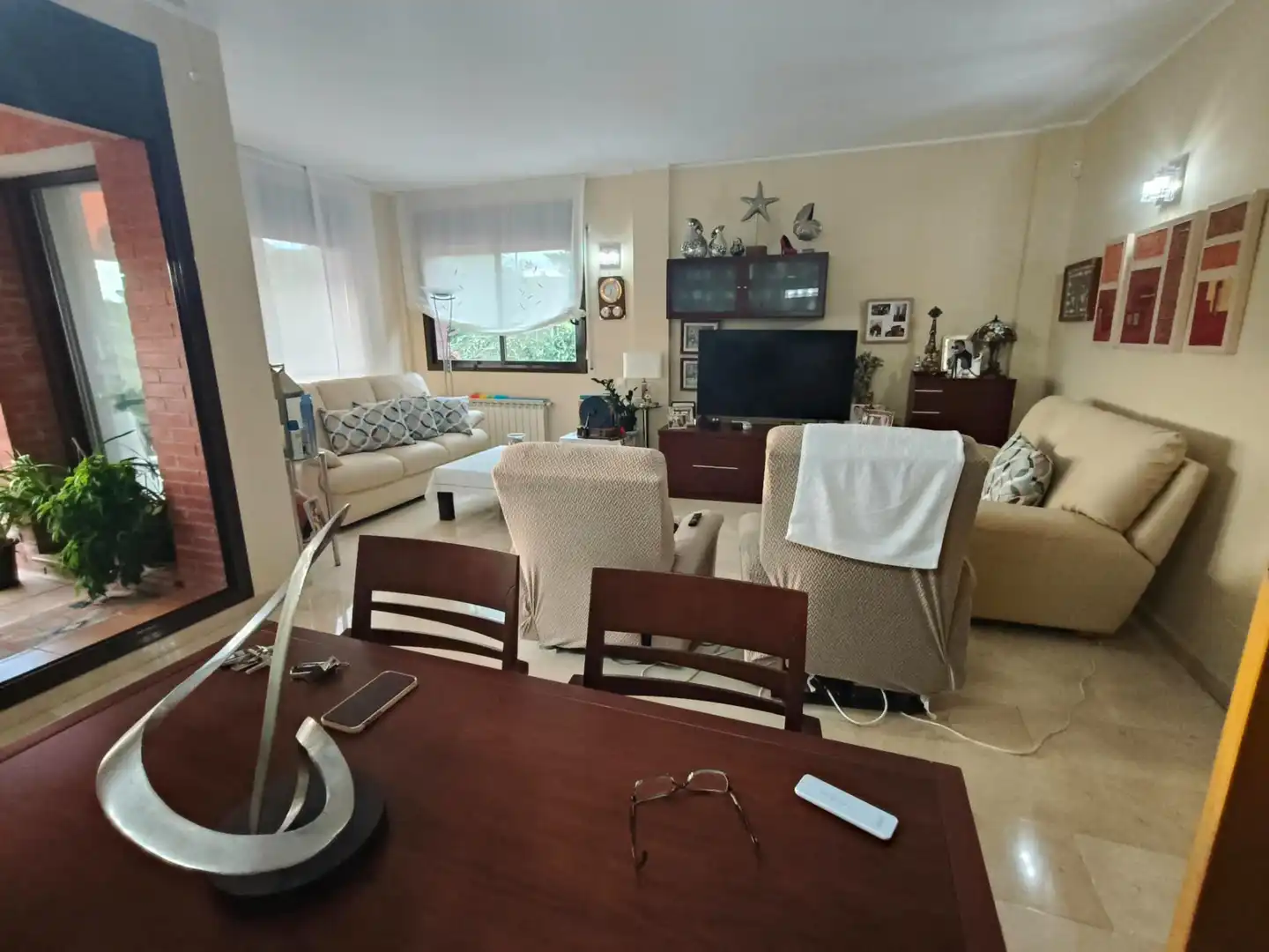 Wohnzimmer von Haus oder Chalet zum Verkauf in Arenys de Mar mit Klimaanlage, Heizung und Privatgarten