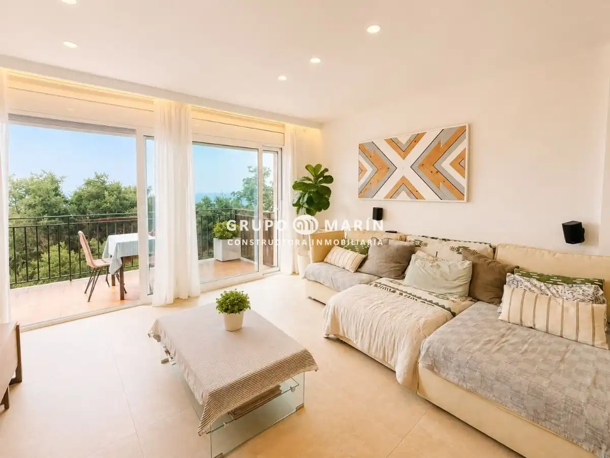 Sala de estar de Piso en venta en Blanes con Calefacción, Terraza y Balcón
