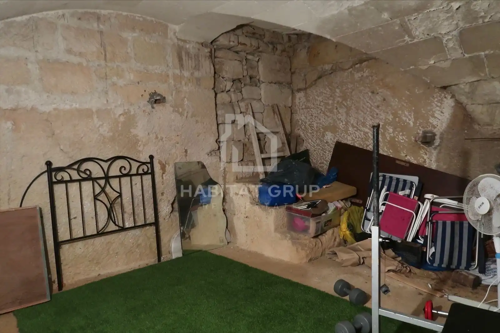 Wohnung zum Verkauf in Es Castell mit Heizung und Privatgarten