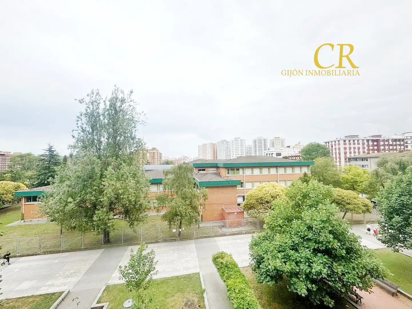 Vista exterior de Piso en venta en Gijón  con Amueblado
