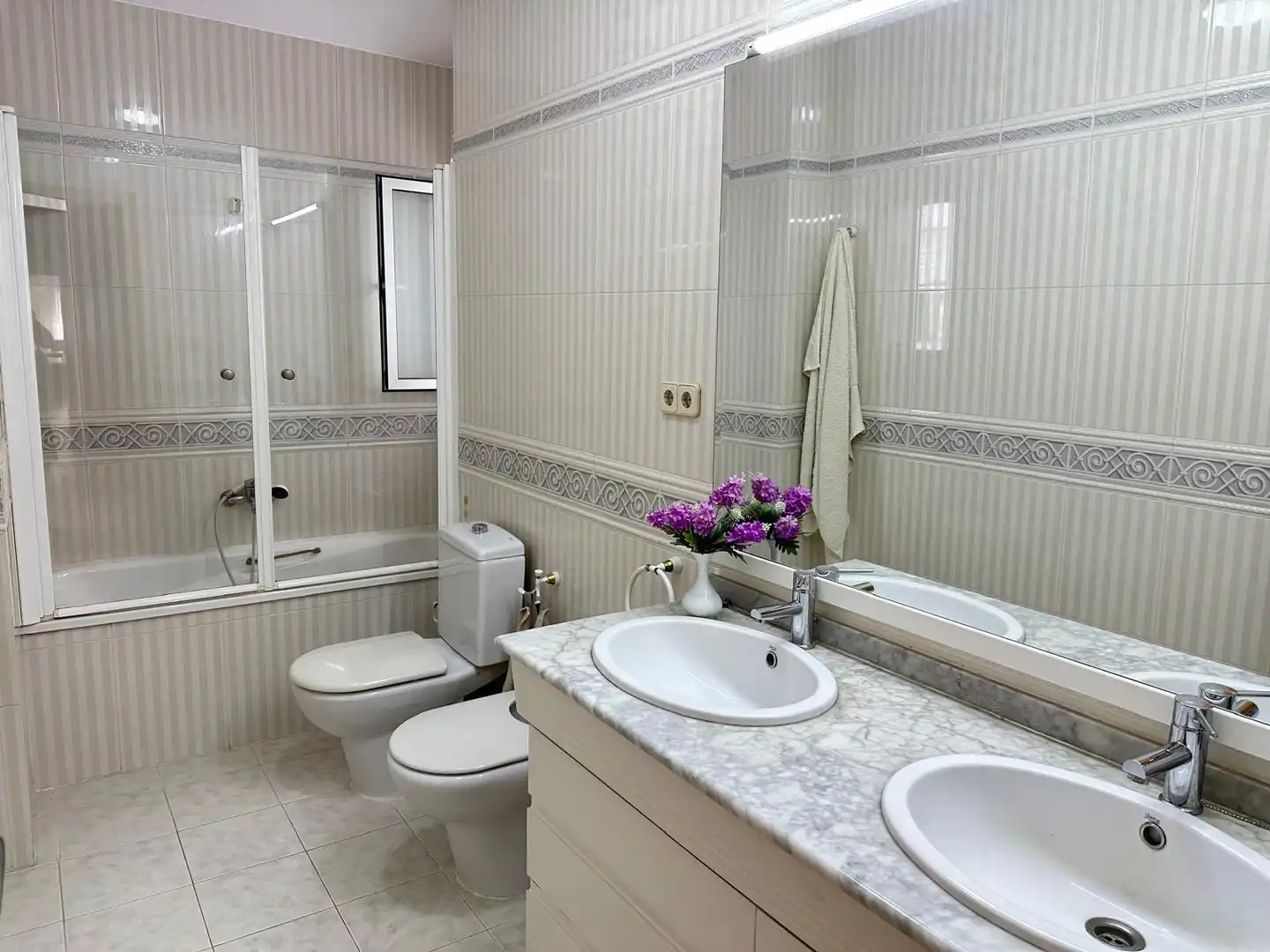 Bathroom of Flat for sale in Llíria  with Air Conditioner, Parquet flooring and Terrace