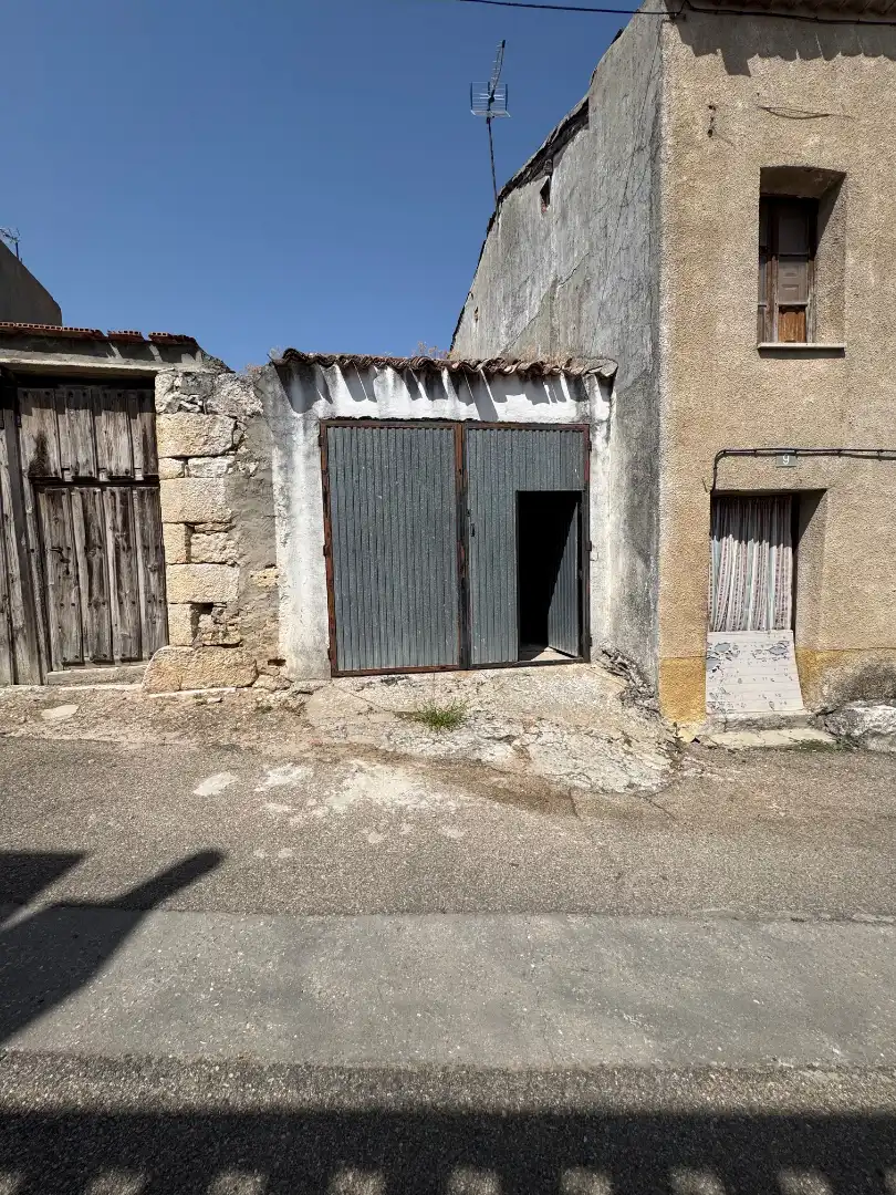 Vista exterior de Finca rústica en venta en Canalejas de Peñafiel con Jardín privado, Terraza y Amueblado