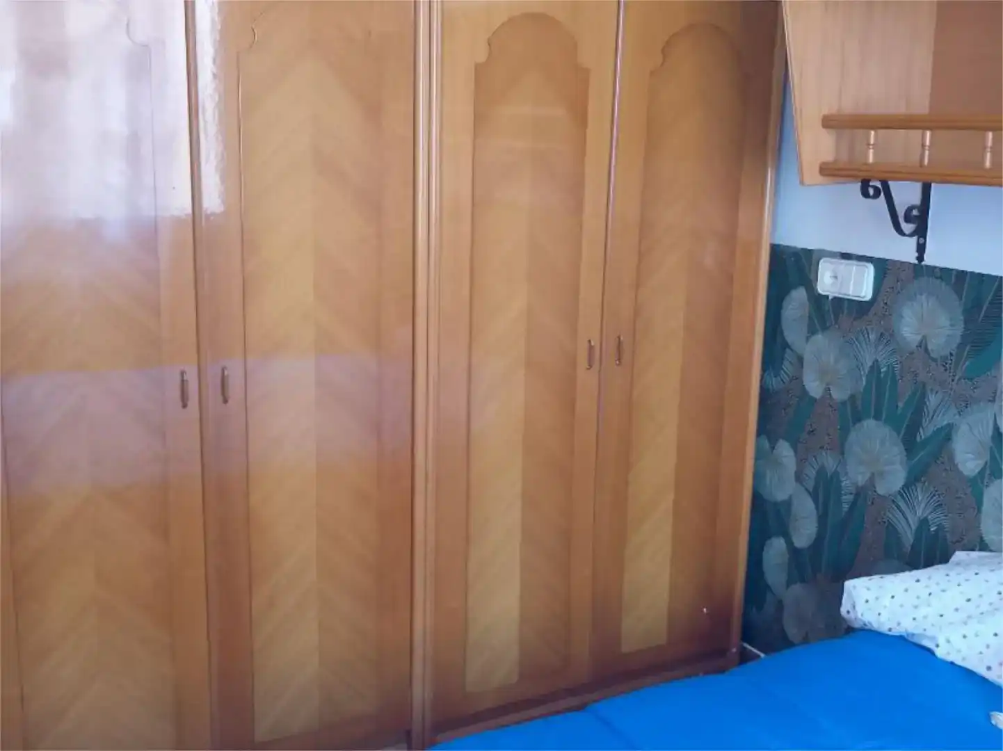 Bedroom of Flat for rent in Gijón   with Parquet flooring, Furnished and Oven