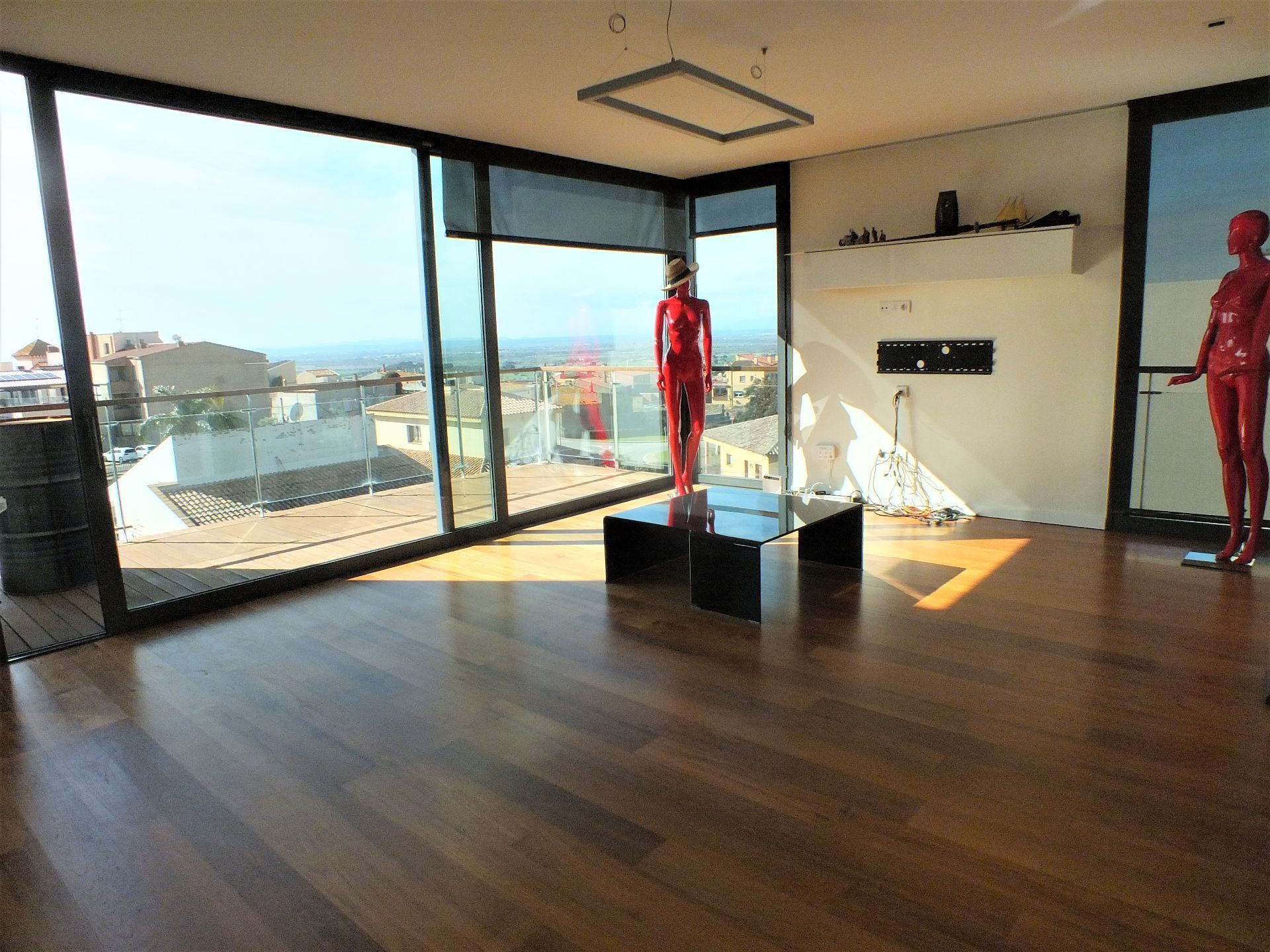 Sala de estar de Casa o chalet en venta en Palau-saverdera con Aire acondicionado, Calefacción y Jardín privado