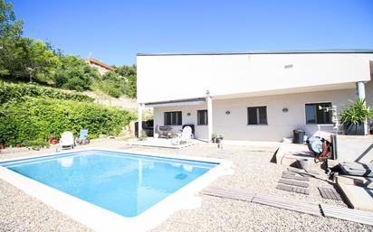 Piscina de Casa o xalet en venda en Cunit amb Aire condicionat, Terrassa i Piscina