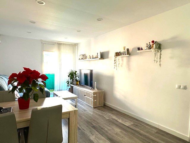 Sala d'estar de Pis en venda en El Prat de Llobregat amb Calefacció, Parquet i Terrassa