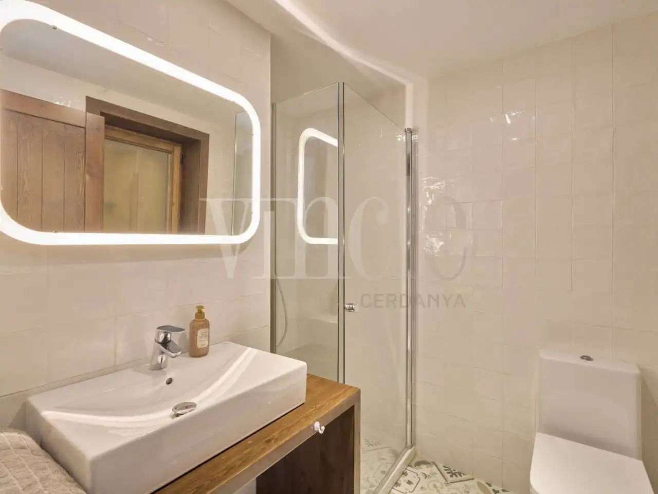 Baño de Casa o chalet en venta en Bolvir con Calefacción, Jardín privado y Parquet