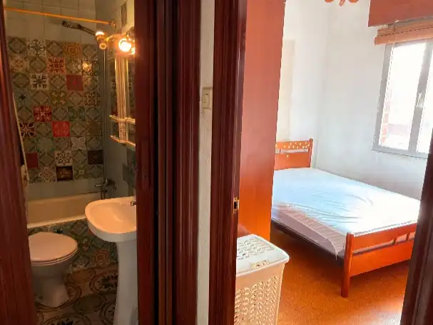 Bedroom of Flat for sale in Santurtzi 