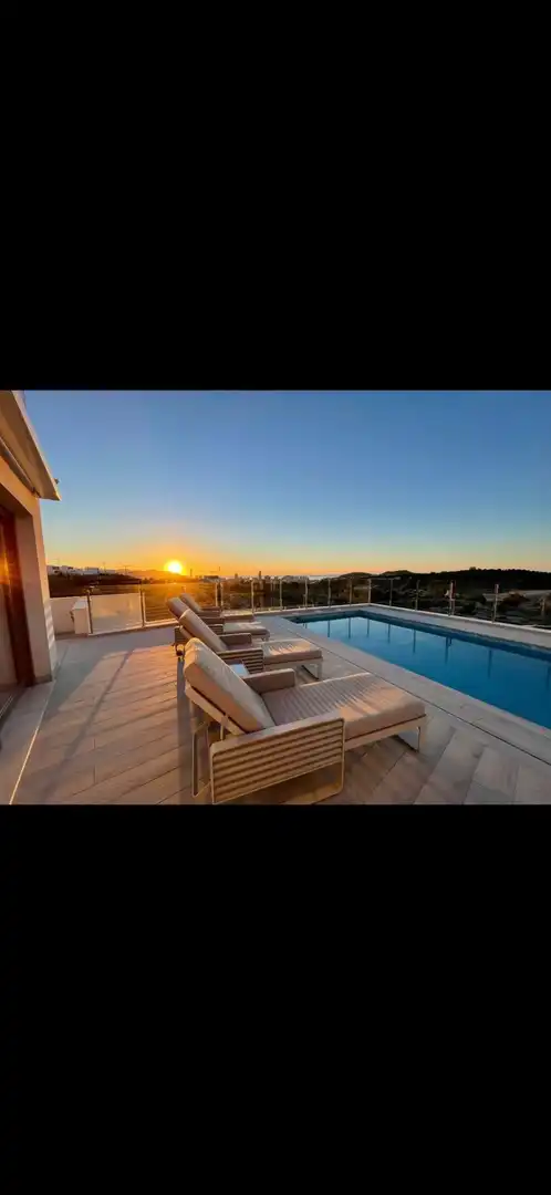 Chalet con terraza en venta en Balcón de Finestrat - Terra Marina