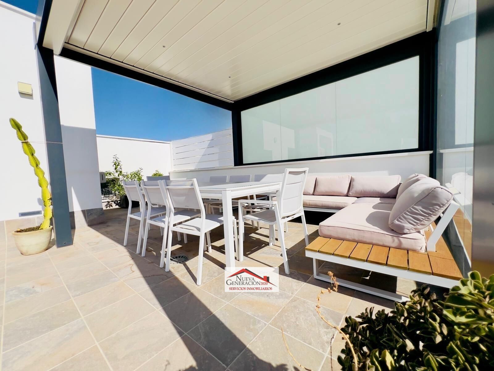 Terrace of Single-family semi-detached for sale in San Fernando