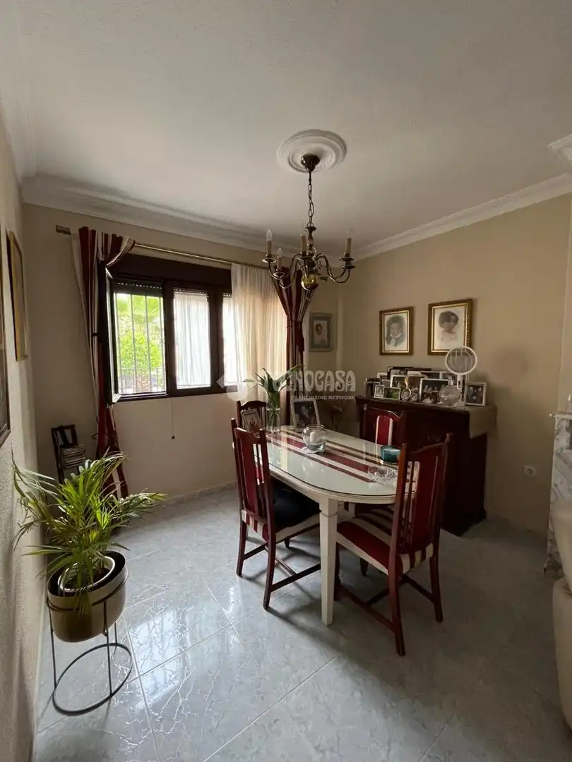 Dining room of Detached homes for sale in Alcalá de Guadaira  with Air Conditioner, Heating and Balcony