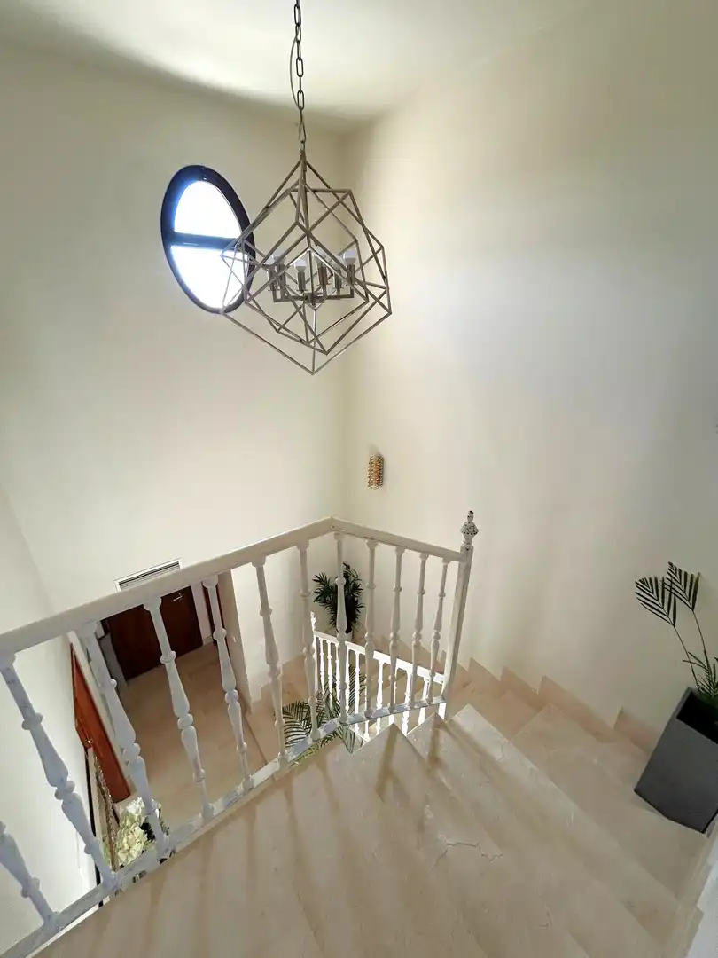 Casa adosada en venda en Estepona amb Aire condicionat, Calefacció i Terrassa
