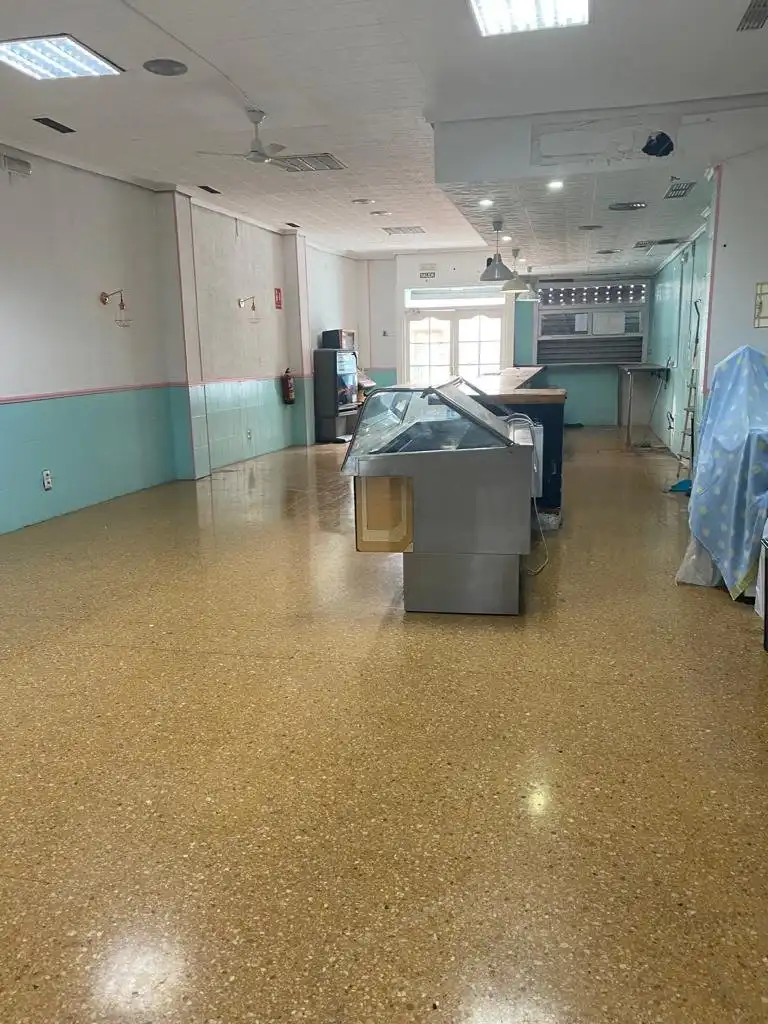 Local en venta en Benimàmet