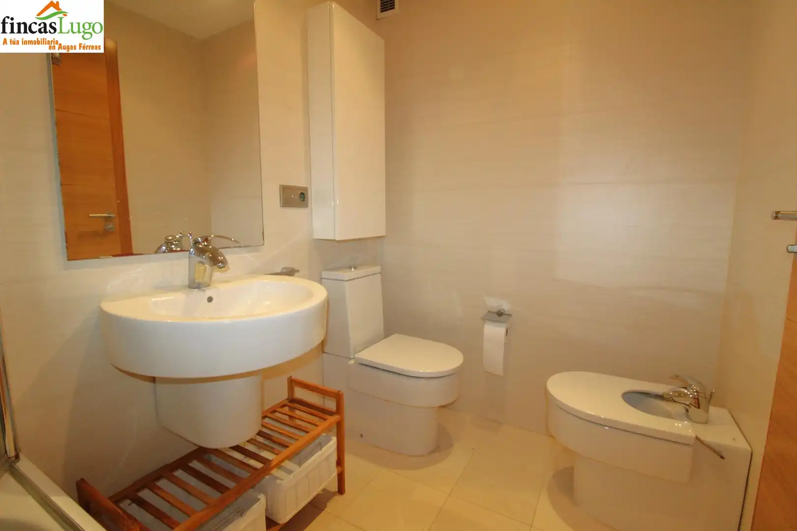 Bathroom of Flat for rent in Lugo  with Heating and Furnished