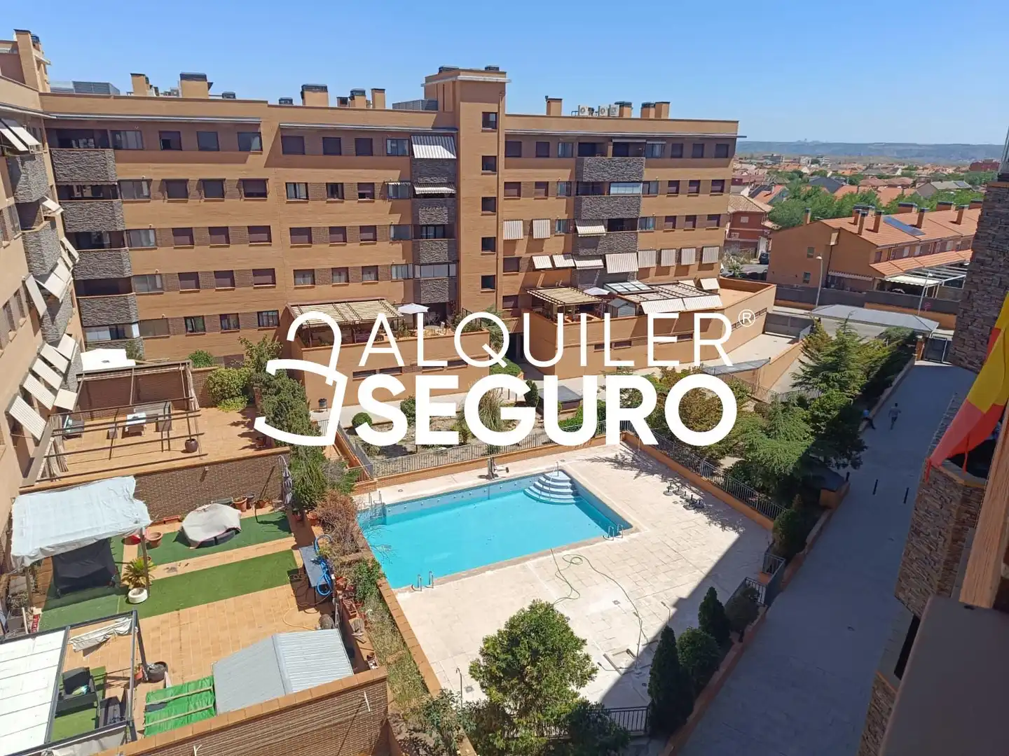 Schwimmbecken von Wohnung zur Miete in Ciempozuelos mit Klimaanlage, Heizung und Abstellraum